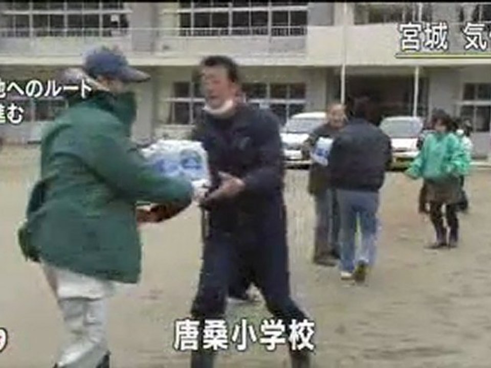 東日本大震災 アメリカ軍支援 13000万人態勢　3月22日 21時24分