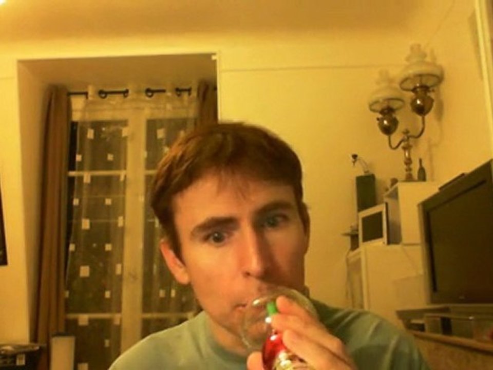 Wiwi égratigne "comme le dit ma concierge"