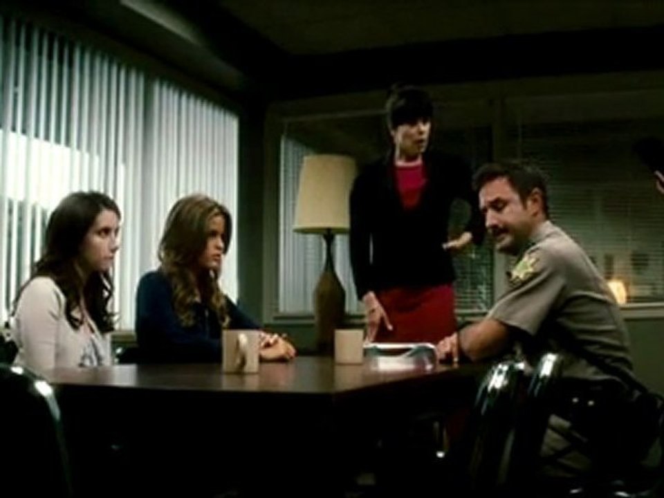 Scream 4 - Extrait #1 "Interrogation" [VO-HD]