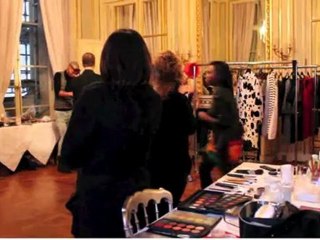 Mira Belle Éblouit le Défilé Black Connexion à l'Hôtel de Crillon ✨