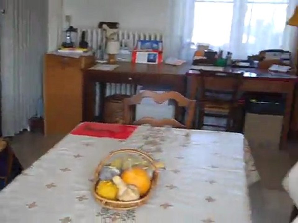 cuisine + salle à manger + salle TV