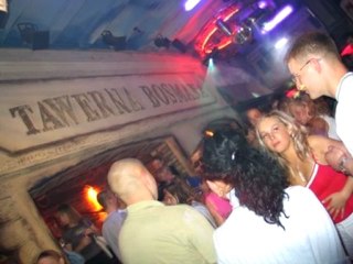 Duck Sauce - Stilon Fajters (feat. Ross Kemp, Python Twins, Robert Burneika) drStilon rmx