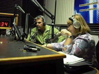 Presentacion Dolphy Communications en Radio