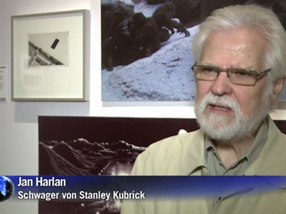 Pariser ausstellung zeigt umfassende kubrick-retrospektive