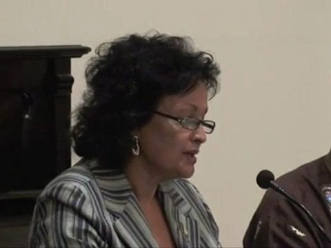 Premiazione del prof. Pavanello durante il forum Madre Africa