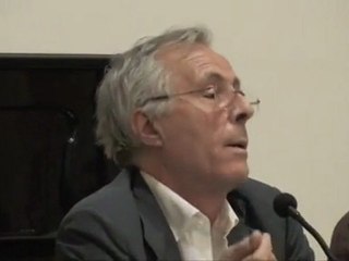 Giulio Ernesto Russo del CESV al forum "Madre Africa" (1 di 2)