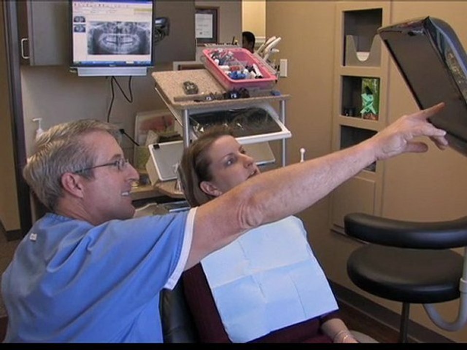 Cosmetic Dentist Austin, Choose Dr. Steven Booth!