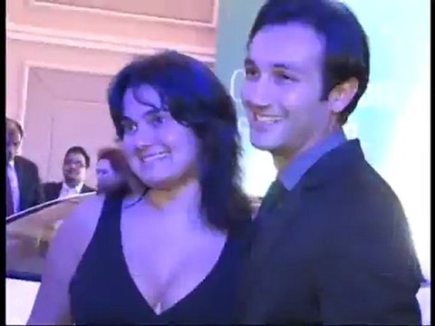 Shiamak Davar Adds Glamour To IACE Awards - Bollywood News