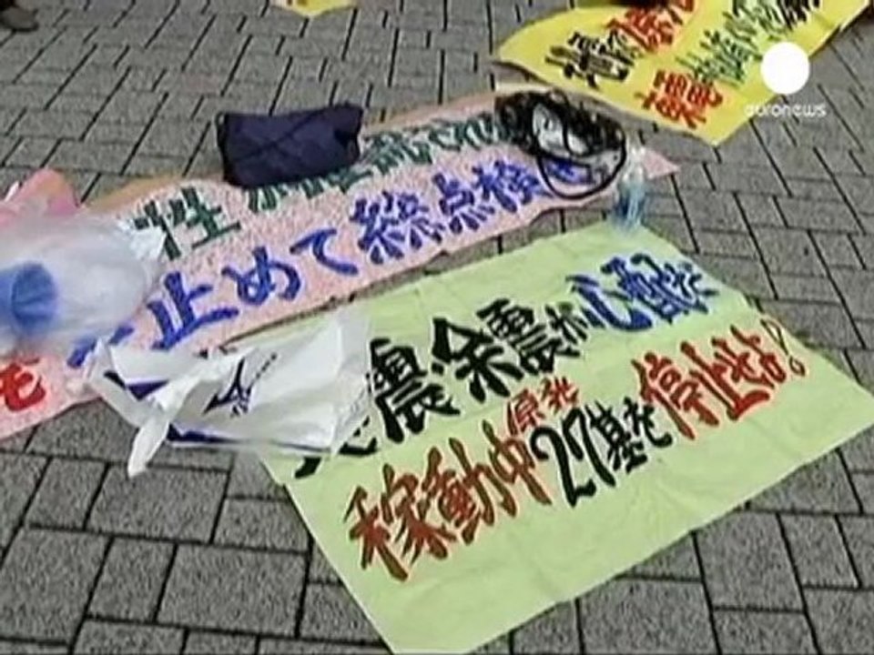 Una nueva fuga obliga a evacuar a los "bomberos" de...