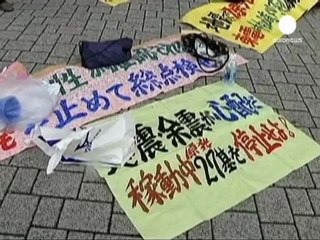 Fumo nero dai reattori blocca i lavori a Fukushima Daiichi