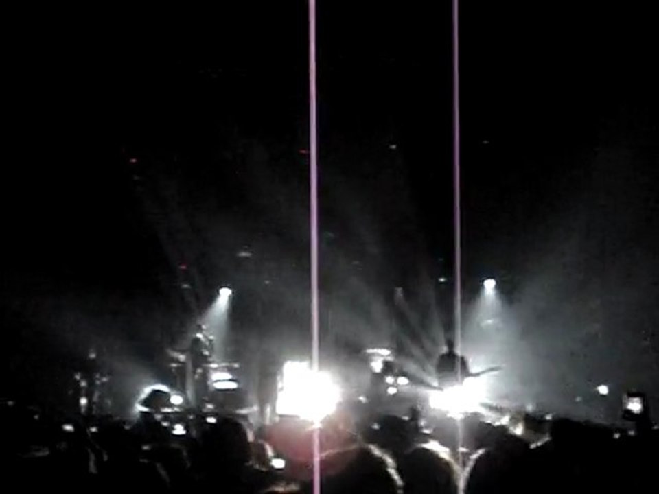 GAD-Waves  Live @ Fuzz,Athens 01-04-2011