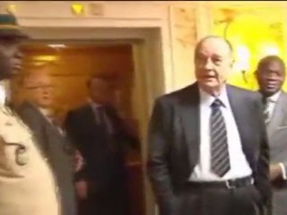 Jacques Chirac drague encore