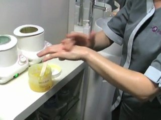 Vidéo Métier : une esthéticienne de Marionnaud, témoigne.