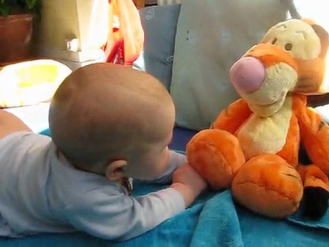 Camille 5 mois Tigrou