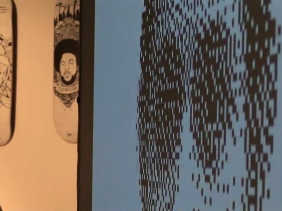 EXPOSITION - ATELIERS T.I.C.s - SURF EN DIRECT >>> LE HUBLOT stand 02.00 >>> 25° FESTIVAL INTERNATIONAL DES JEUX CANNES