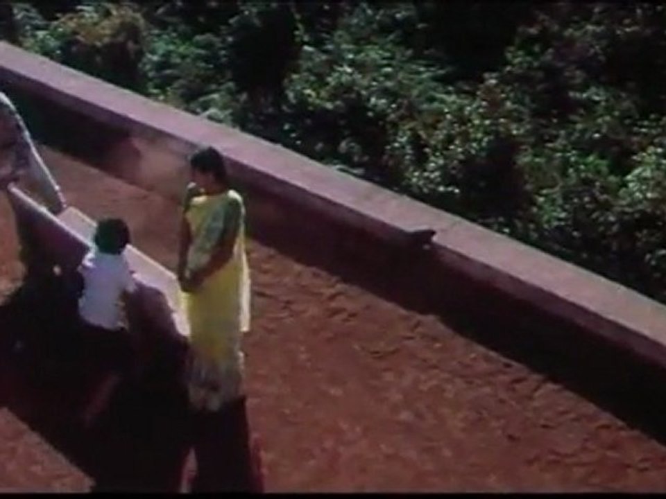 Chitchor -  Mujhe Maaf Karna Geeta - Amol Palekar & Zarina Wahab - Classic Bollywood Movie Scenes