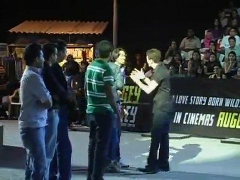 Bindass Lafangey Parindey - Neil Nitin Mukesh & Deepika Padukone - Bollywood News