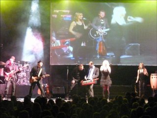 Malou chante Lady gaga devant 10 000 personnes