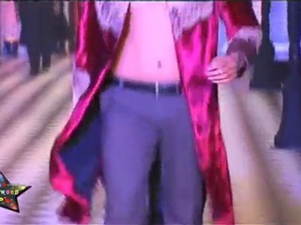 Malaika Arora Arbaaz Khan Amrita Arora Watching Fashion Show At HDIL Couture Week