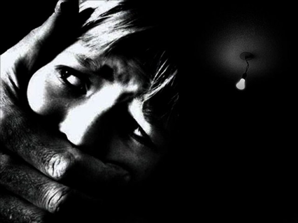 quand s'éteint la lumière .karim m'ribah "mumu colombine"