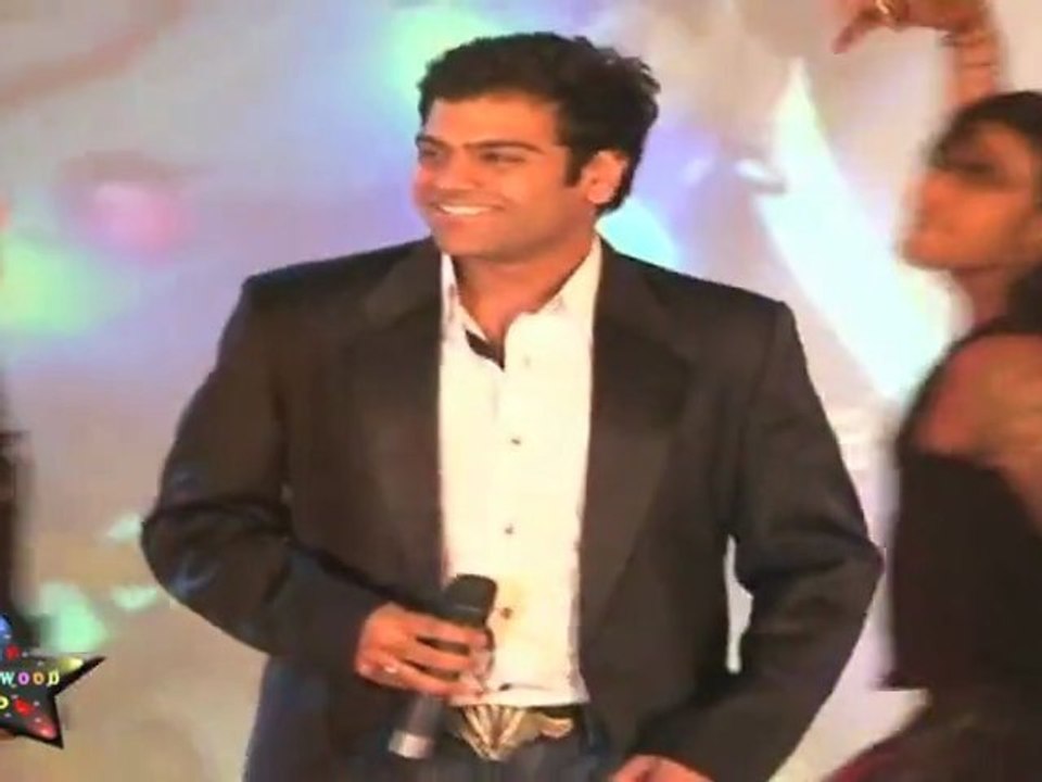 Indian Idol Winner Sreeram Sings "Dekha Na Hai Re Socha Na"