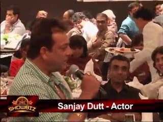 Sanjay Dutt's 'Knock Out' Iftar Party - Bollywood News