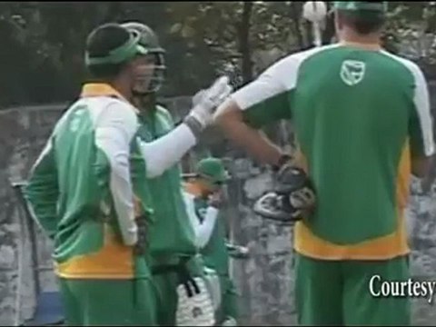 Dramatic OVER by England's Stuart Broad vs South Africa at ICC Cricket World Cup 2011!