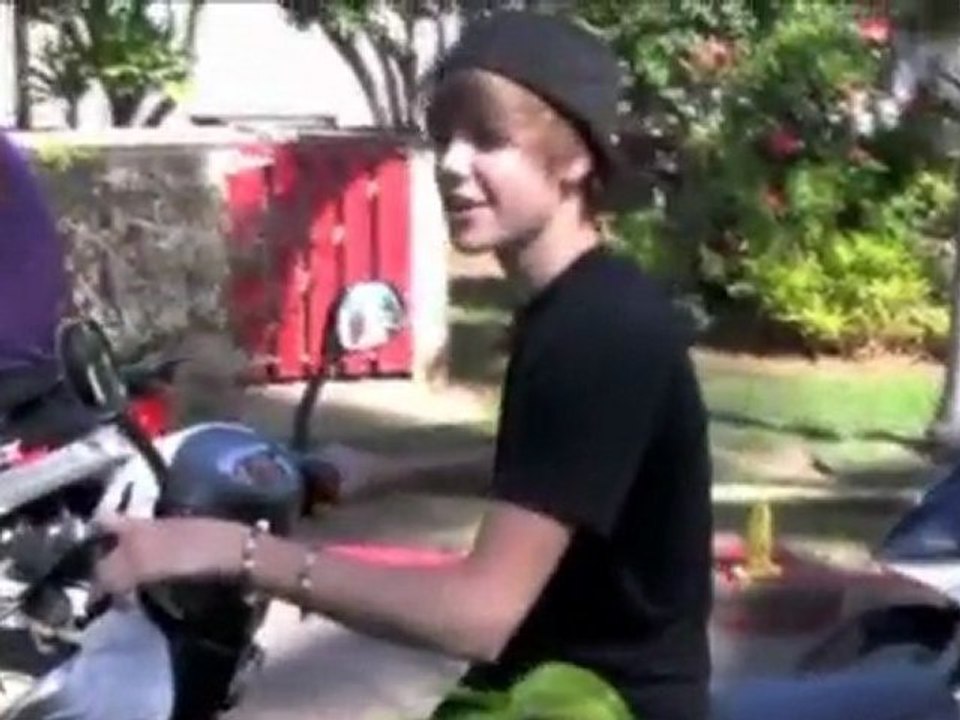 Justin Bieber Never says, "No Means NO!!"