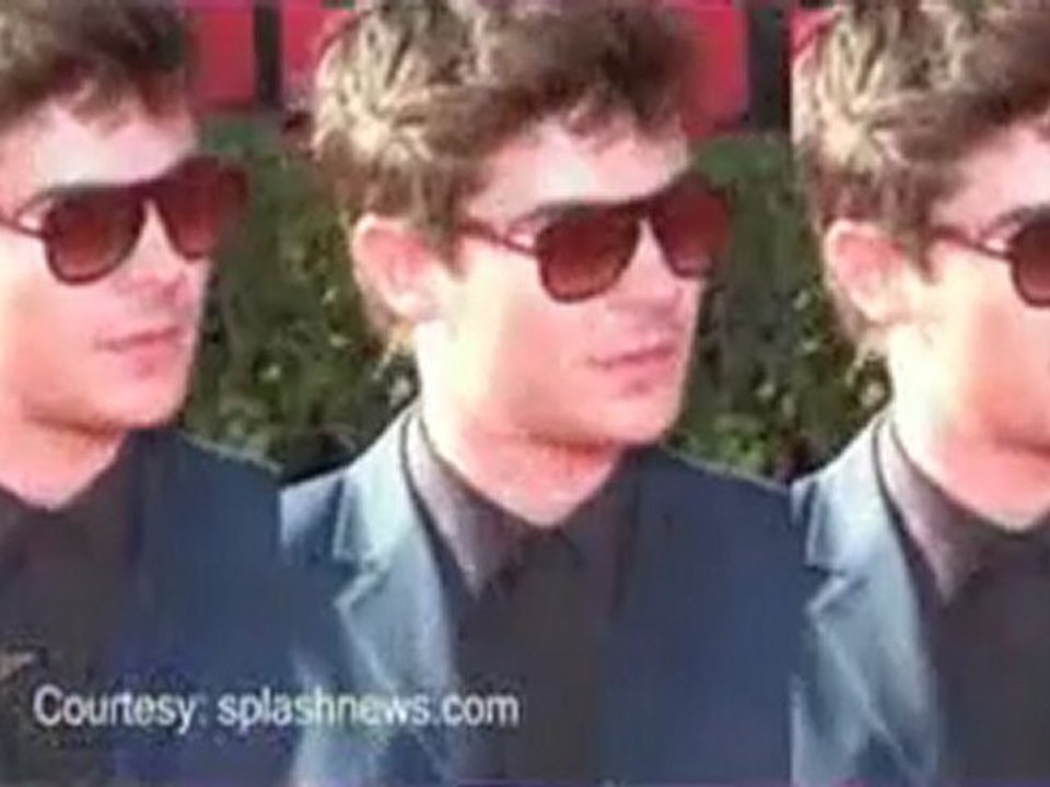 Zac Efron GAY??