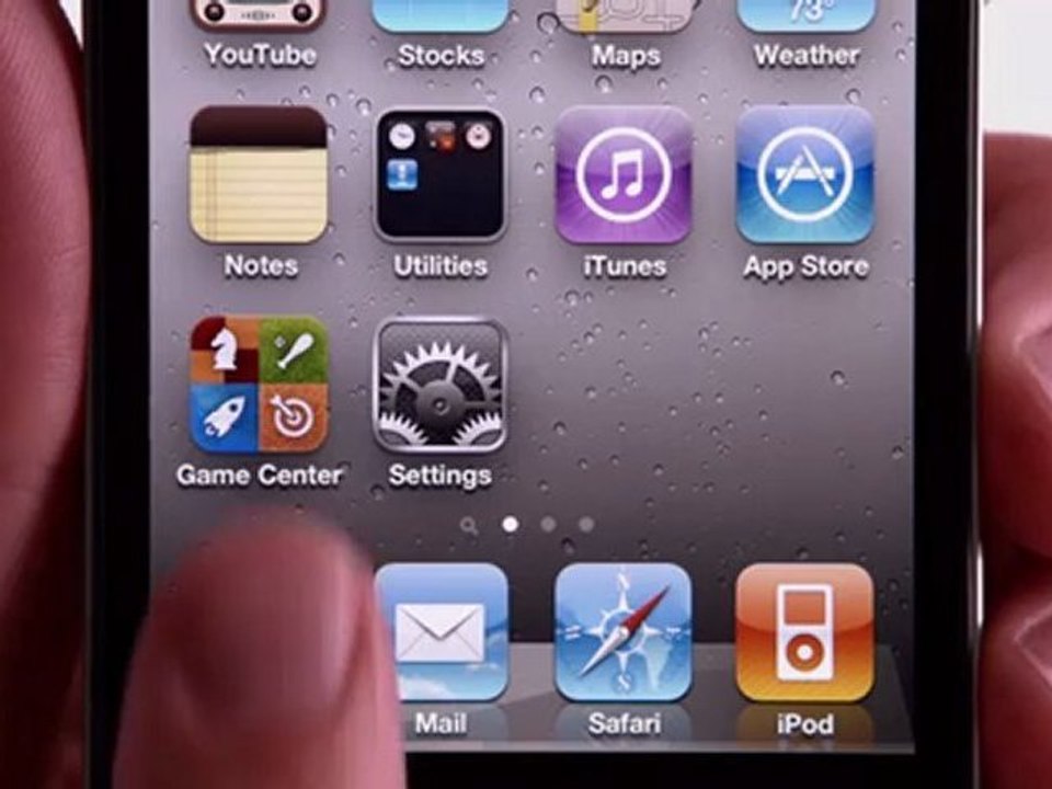 Apple Pub : Apple - iPhone 4 - TV Ad Game Center (VO - Mars. 2011 - HD)