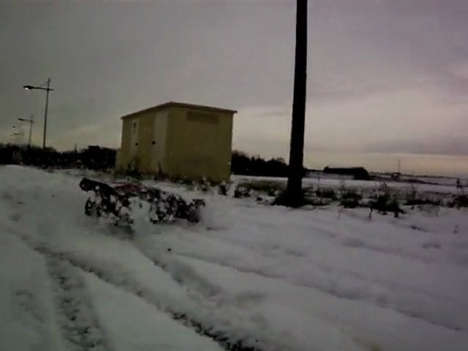 Aureli1 - Bash B-Revo dans la neige.