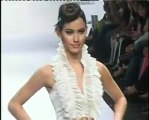 Jiah Khan Sizzles the Lakme Fashion Week ramp