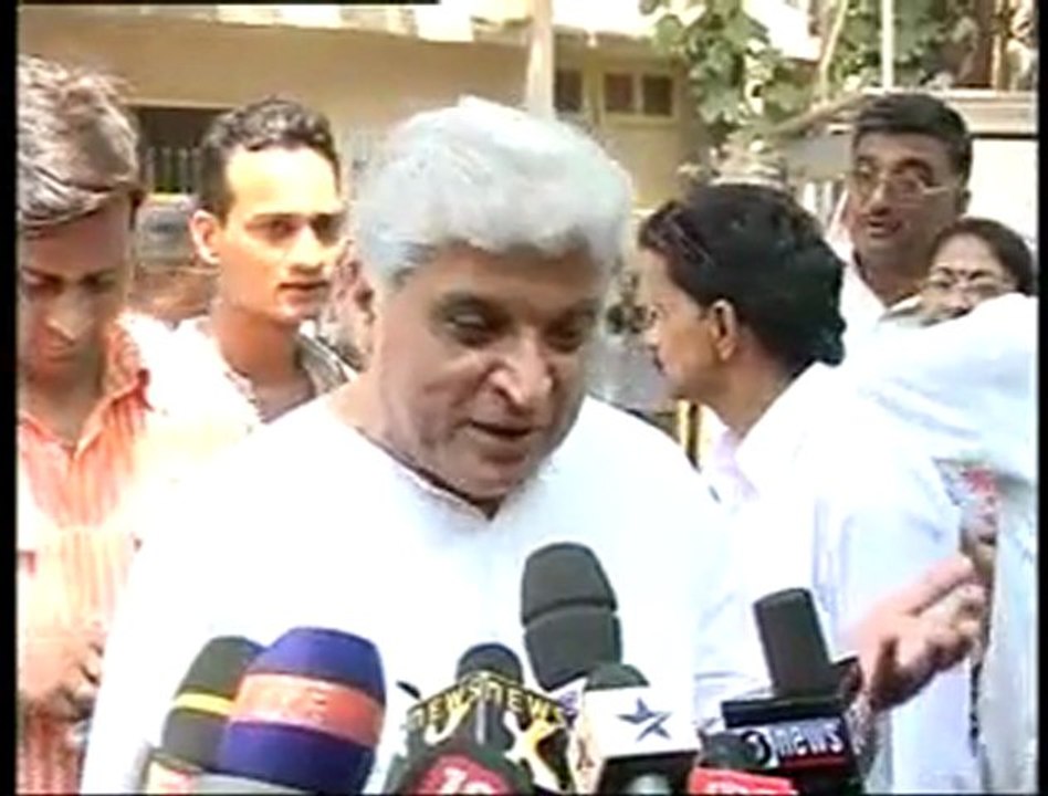 Bollywoodites cast their votes!!!