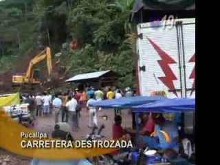 Carretera Federico Basadre se encuentra destrozada y pasajeros arriesgan su vida