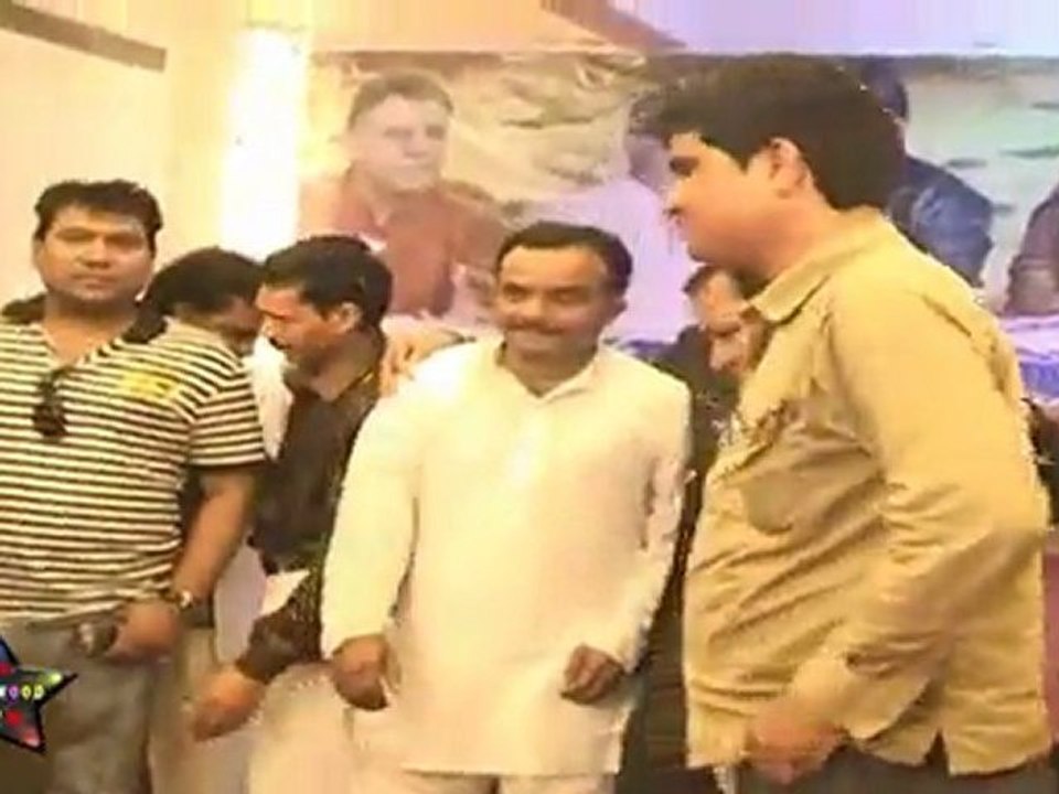 Paa Ki Shadi Beta Barati 01