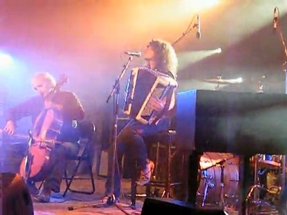 BARZINGAULT au Festival de La Hutte 2009