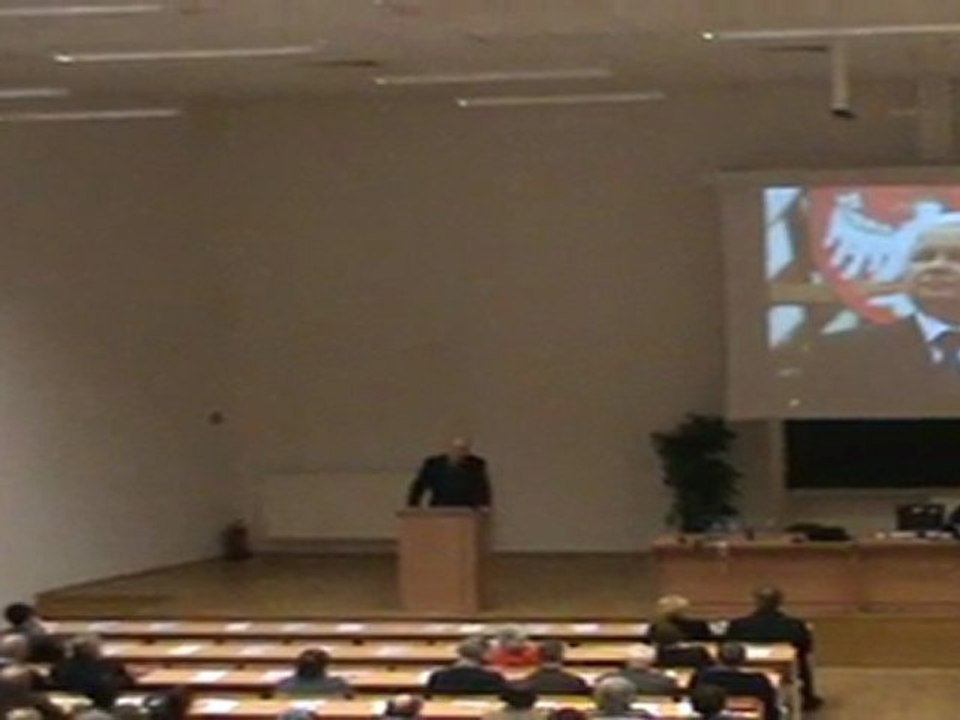 TVG-9 Andrzej Nowak - Historyczne Korzenie Polityki Zagranicznej  Lecha Kaczyńskiego 3/4