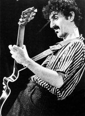 Frank Zappa guitar jam in the UMRK