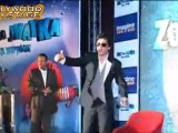 SRK Drops His Pants!!!