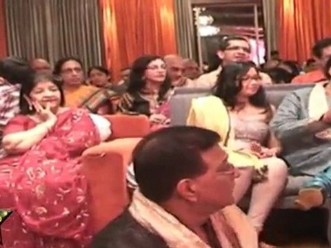 Tum Itna Jo Muskura Rahe ho Gazal by Anup Jalota