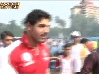 John Abraham Injured SERIOUSLY!