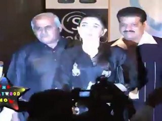 Hot & Sexy Karshma Kapoor At S square Mobile Launch