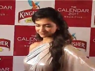 Very Hot Deepika Padukon & siddhath Mallya Together At Calendar Launch