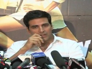 Very Hot Katrina & Akshay Shakes Legs On Shiela Ki Jawani