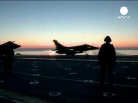 I ribelli entrano ad Ajdabiya, Tripoli verso il sì alla...