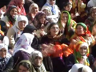 DENGBEJLER OTURMA EYLEMİNDE