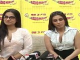 Very Hot Vidya Balan & Rani Mukherjee Shows Cleavage At Press Meet