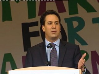 Miliband addresses anti-cuts rally