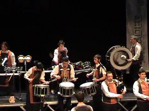 Bagad Pays des Abers Vannes 2011