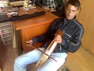 Büyük üstad İLYAS PARLAK'ın kardeşi İLhan ParLak..